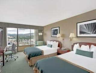 Ramada By Wyndham & Casino 2* Reno