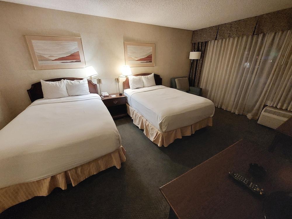 Ramada By Wyndham & Casino Hotel